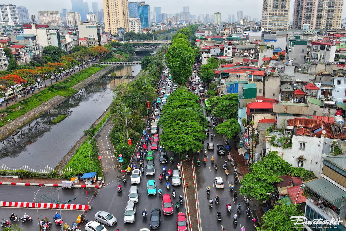 Trên cơ sở phân tích các yếu tố kỹ thuật, Sở Xây dựng Hà Nội lựa chọn phương án 1 là xây dựng cầu cạn với tim tuyến trùng tim đường dưới thấp theo quy hoạch. 