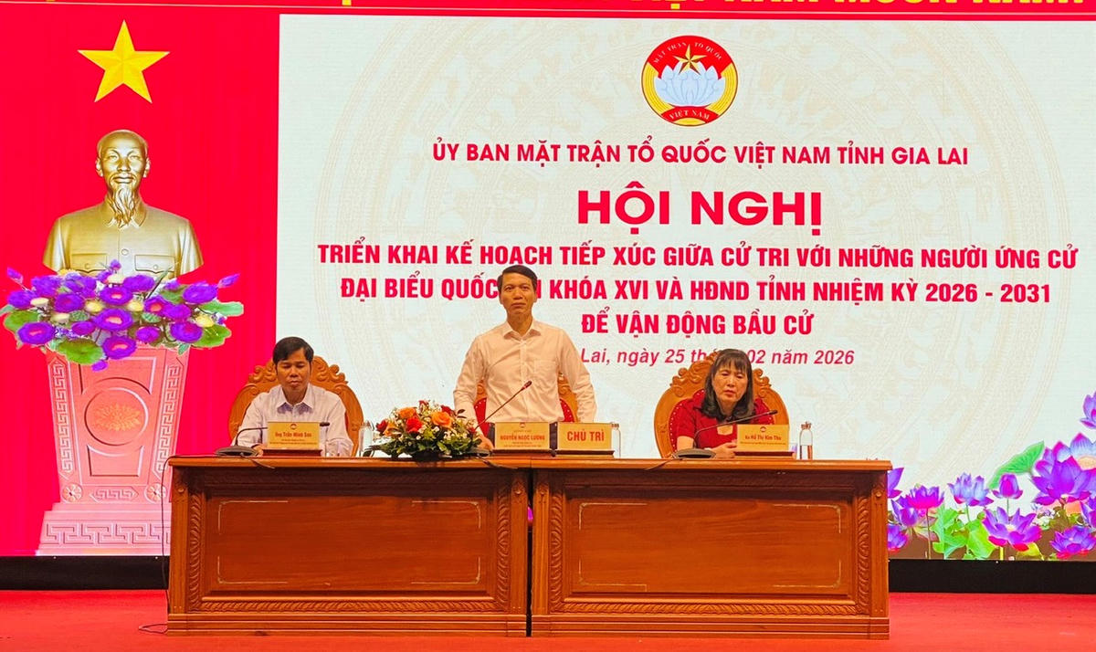 Phó Bí thư Tỉnh ủy, Chủ tịch Ủy ban MTTQ Việt Nam tỉnh Gia Lai Nguyễn Ngọc Lương phát biểu tại hội nghị. Ảnh: CV.