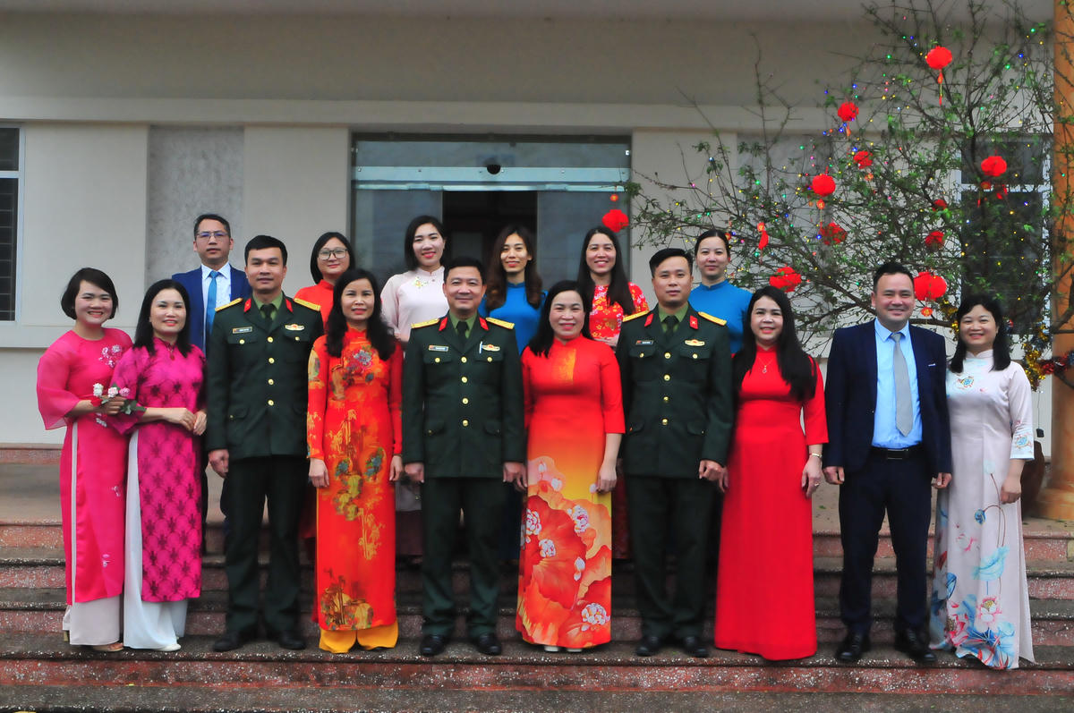 Hội Nông dân tỉnh Tuyên Quang cùng đông đảo hội viên phối hợp và&nbsp;thực hiện tốt nghĩa vụ quân sự hàng năm. Ảnh: Xuân Trường.