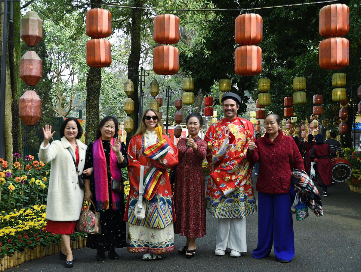 Du khách tăng rõ rệt dịp Tết 2026. 	Ảnh: P Sỹ