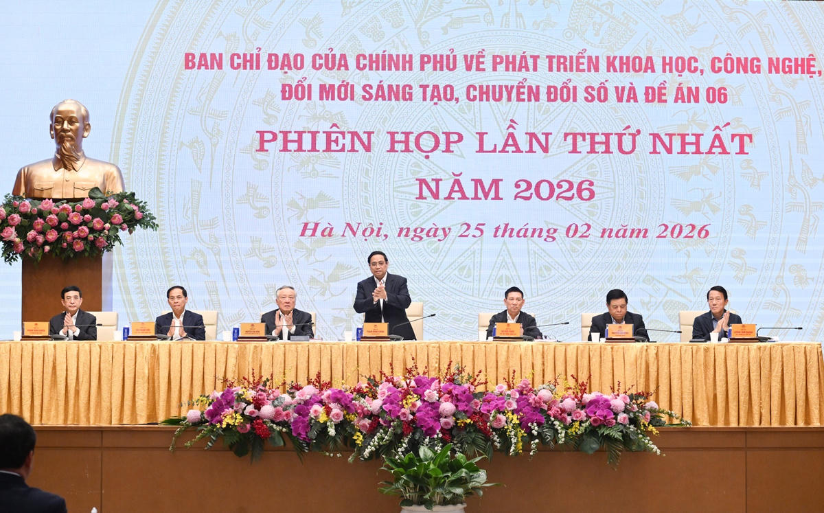Thủ tướng Phạm Minh Chính, Trưởng Ban Chỉ đạo của Chính phủ về phát triển khoa học, công nghệ, đổi mới sáng tạo, chuyển đổi số và Đề án 06, chủ trì phiên họp lần thứ nhất năm 2026 của Ban Chỉ đạo. Ảnh: Nhật Bắc