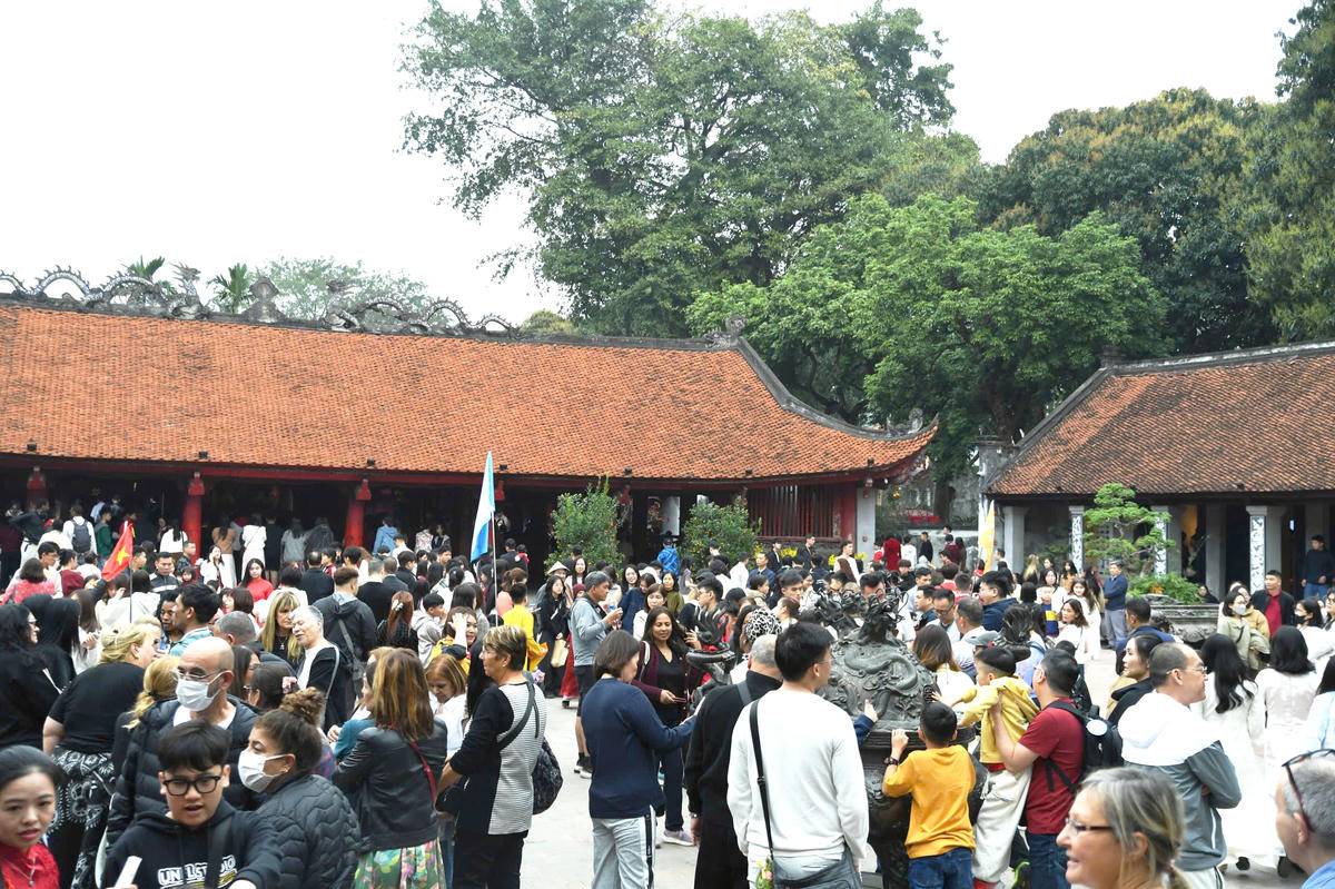 Kỳ nghỉ Tết Nguyên đán, các điểm đến đã thu hút đông đảo du khách trong và ngoài nước.	 Ảnh: P. Sỹ