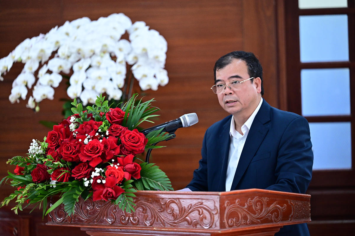 Ông Nguyễn Minh Hùng - Phó Chủ tịch UBND TP Hải Phòng, Trưởng Ban tổ chức lễ hội phát biểu tại cuộc họp báo. Ảnh: ĐT.&nbsp;