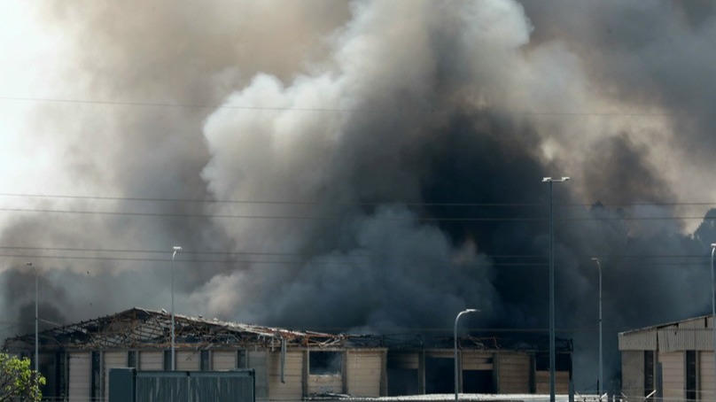 Các chuyến bay dân sự trên không phận Iran gấp rút chuyển hướng