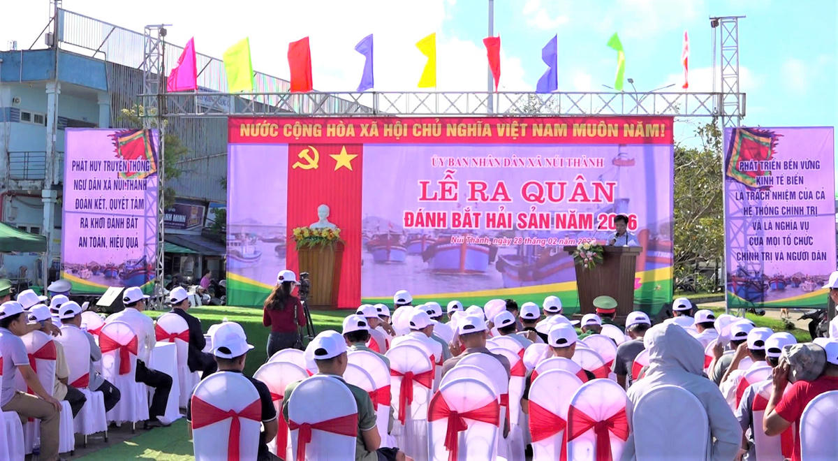 Quang cảnh buổi lễ ra quân đánh bắt hải sản năm 2026. Ảnh: CV.