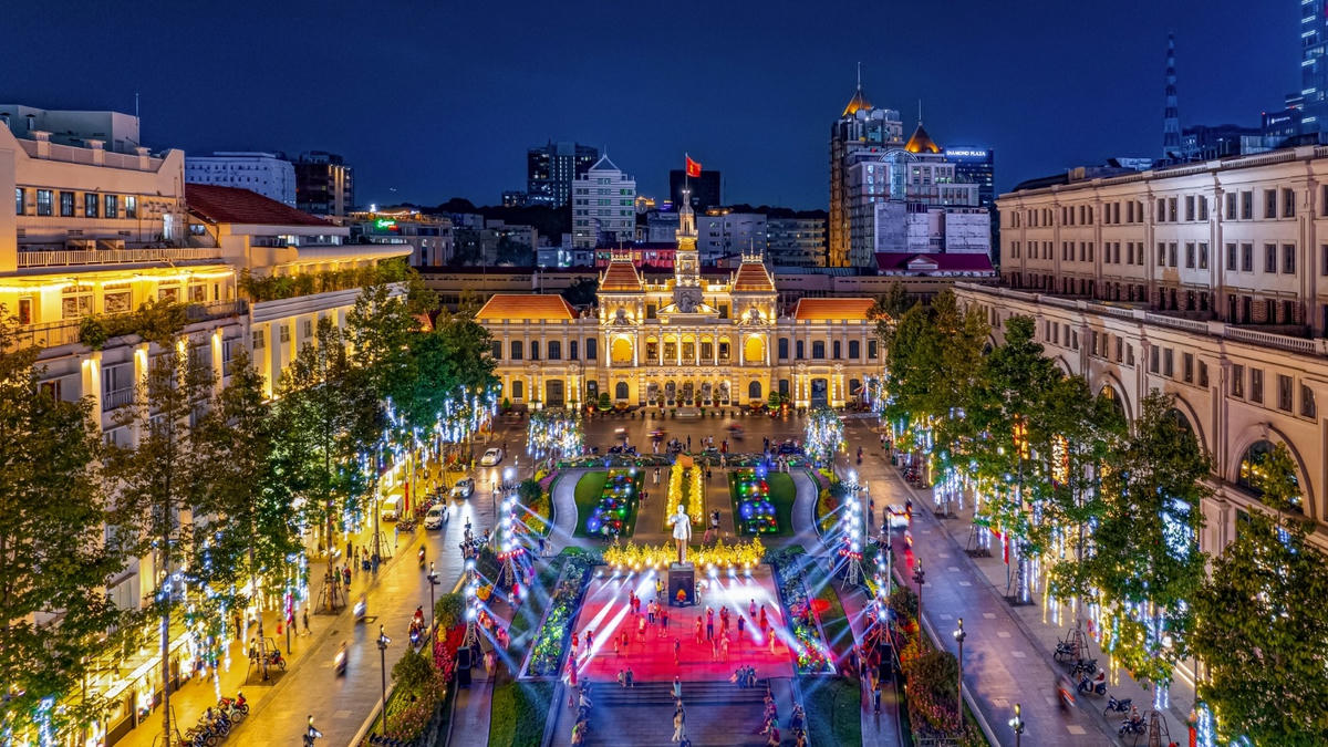 Trong kế hoạch tăng trưởng 2 con số năm 2026, UBND TPHCM xác định nguồn lực đầu tư là động lực then chốt.