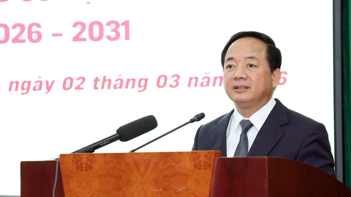 Trưởng Ban Tuyên giáo và Dân vận Trung ương Trịnh Văn Quyết phát biểu tại hội nghị.