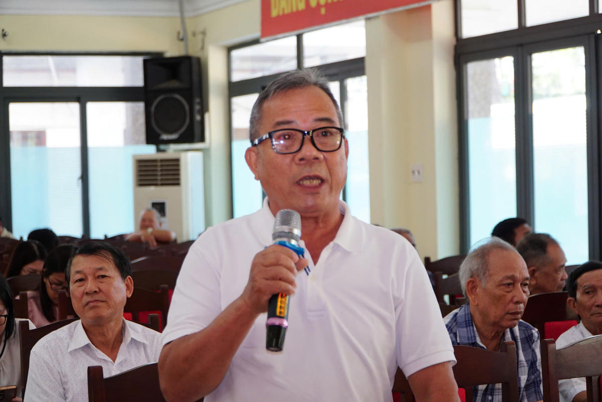 Ông Lương Triều Dương, cử tri phường Tuy Hòa bày tỏ mong muốn với các đại biểu Quốc hội. Ảnh: HT.