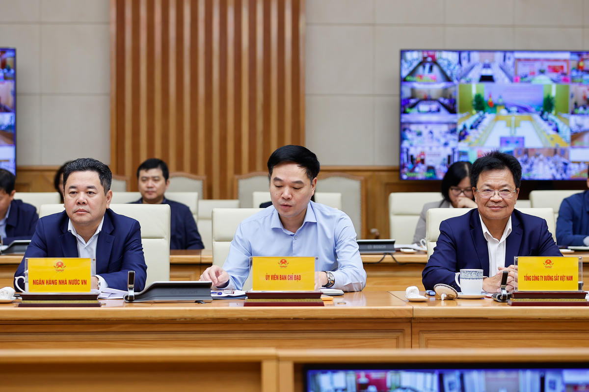 Đại diện các bộ, ngành dự phiên họp. Ảnh: Nhật Bắc