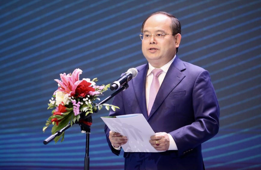 Bí thư Tỉnh ủy Quảng Ninh Quản Minh Cường phát biểu tại sự kiện. Ảnh: QMG