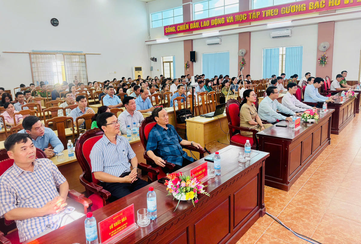 Toàn cảnh hội nghị. Ảnh: Thanh Nga.