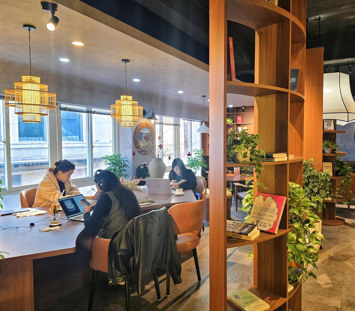 Sự tự chủ và năng lực tự học mới là yếu tố quyết định tương lai&nbsp;(ảnh:&nbsp;The Wiselands Coffee)