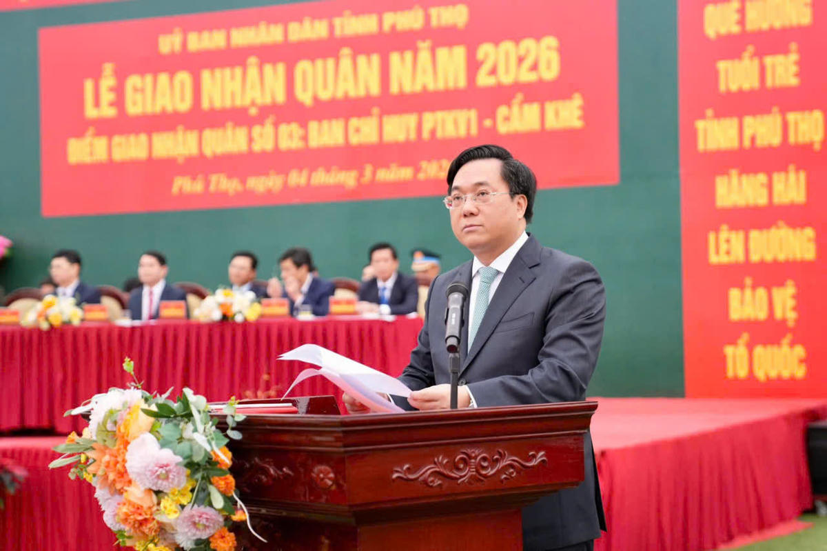 Ông Trần Duy Đông, Chủ tịch UBND tỉnh Phú Thọ phát biểu tại buổi lễ. Ảnh: Mạnh Việt.