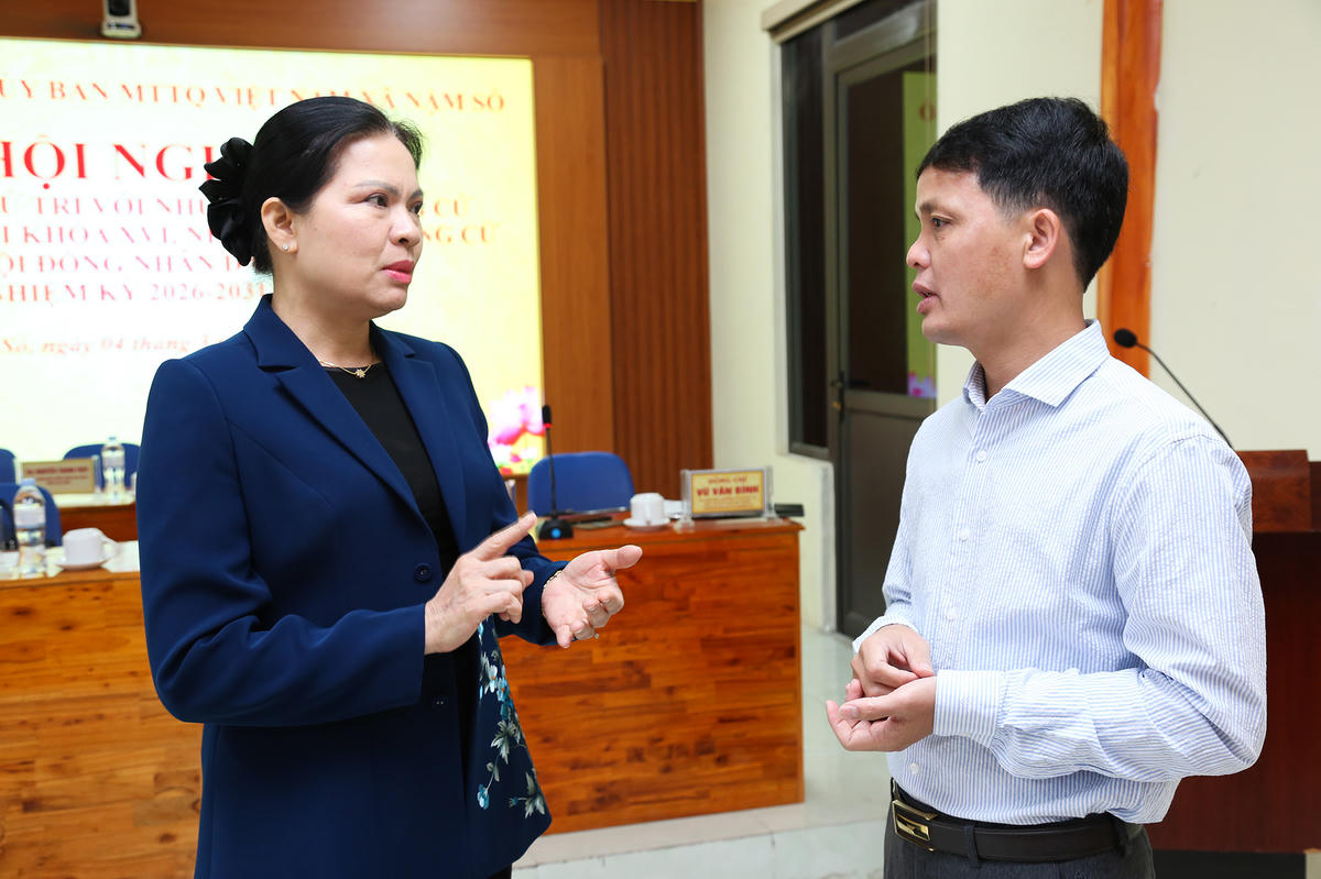 Cử tri ấn tượng với chương trình hành động của Phó Chủ tịch - Tổng Thư ký Ủy ban Trung ương MTTQ Việt Nam Hà Thị Nga