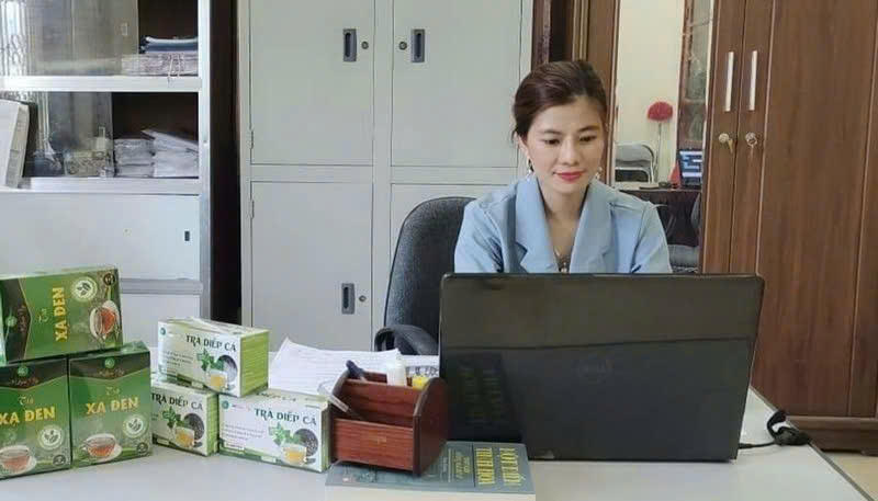 Bà Vi Thị Lụa, Giám đốc Hợp tác xã chế biến nông sản Lụa Vi (ảnh nhân vật cung cấp).