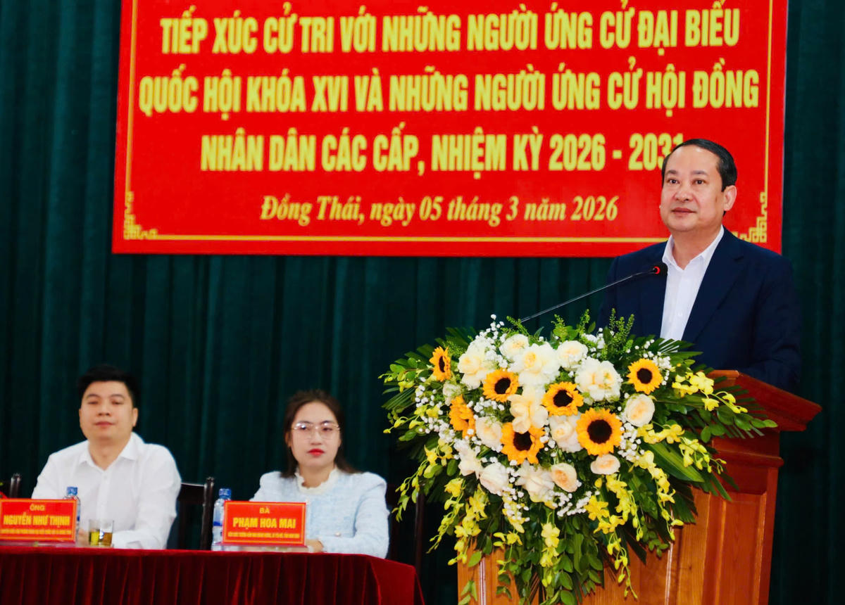 Ông Mai Văn Tuất - Phó Bí thư Tỉnh ủy, Chủ tịch Ủy ban MTTQ tỉnh cam kết trước cử tri xã Đồng Thái.· Ảnh: Đức Lam.