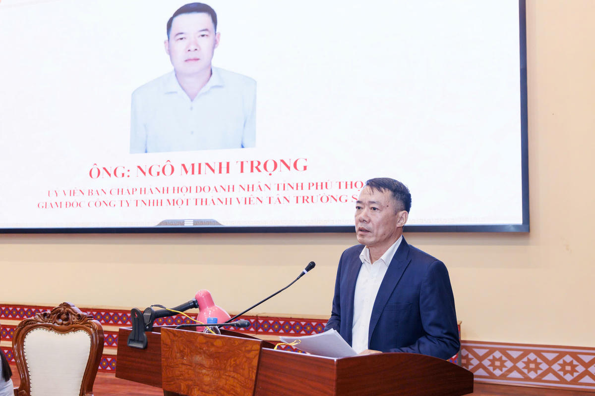 Ông Ngô Minh Trọng - Giám đốc Công ty TNHH MTV Tân Trường Sơn, Uỷ viên BCH Hội doanh nhân tỉnh Phú Thọ trình bày chương trình hành động. Ảnh: Quang Vinh