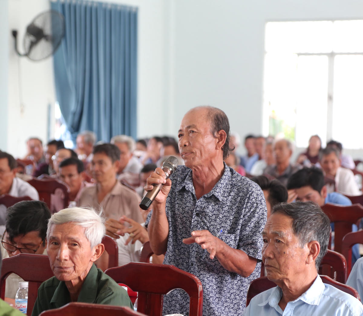 Cử tri gửi gắm ý kiến&nbsp; tới các ứng viên đại biểu Quốc hội khóa XVI