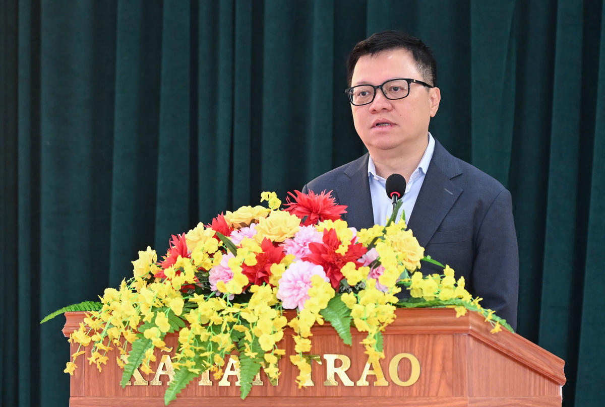 Ông Lê Quốc Minh - Tổng Biên tập Báo Nhân Dân phát biểu tại chương trình.