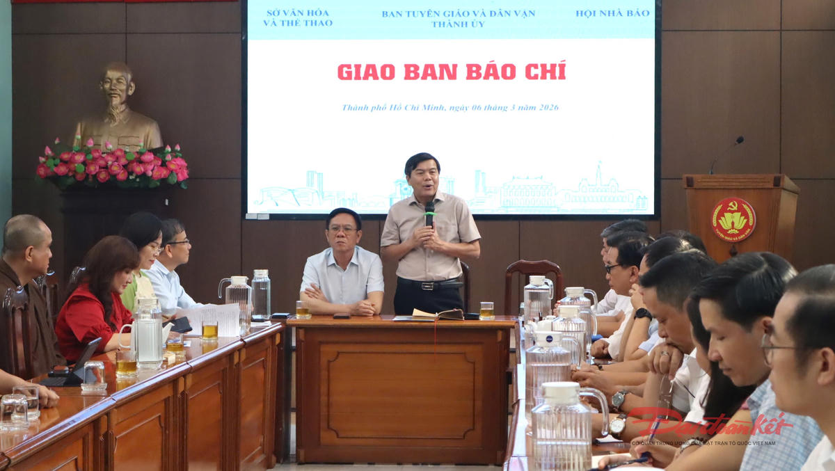 Quang cảnh buổi giao ban báo chí, sáng nay 6/3. Ảnh: Hồng Phúc.