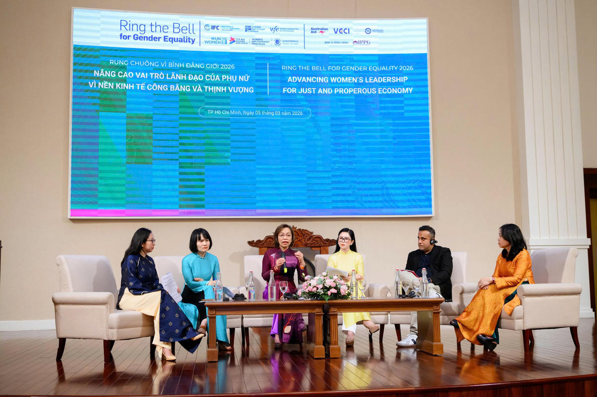 Phiên thảo luận “Thúc đẩy vai trò lãnh đạo của phụ nữ vì một nền kinh tế công bằng và thịnh vượng”. Ảnh: HT