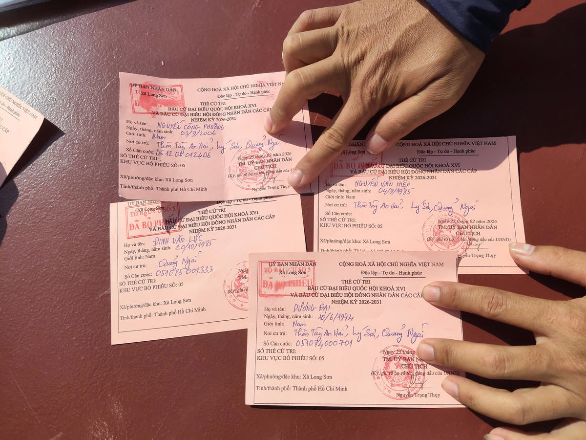 Hướng tới bầu cử đại biểu Quốc hội khoá XVI và HĐND các cấp nhiệm kỳ 2026-2031: Những lá phiếu của cử tri từ biển khơi