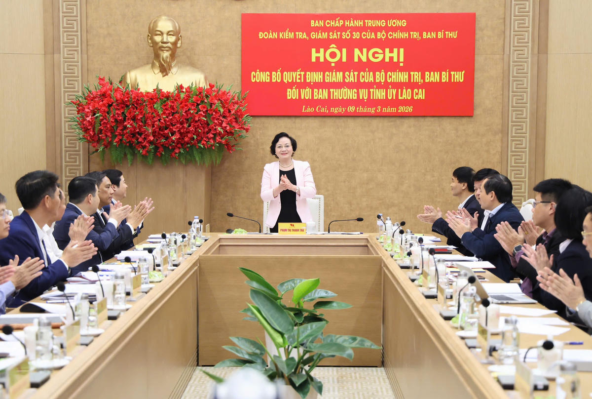 Hội nghị công bố quyết định kiểm tra, giám sát năm 2026 đối với Ban Thường vụ Tỉnh ủy Lào Cai. Ảnh: VGP/Thu Giang.