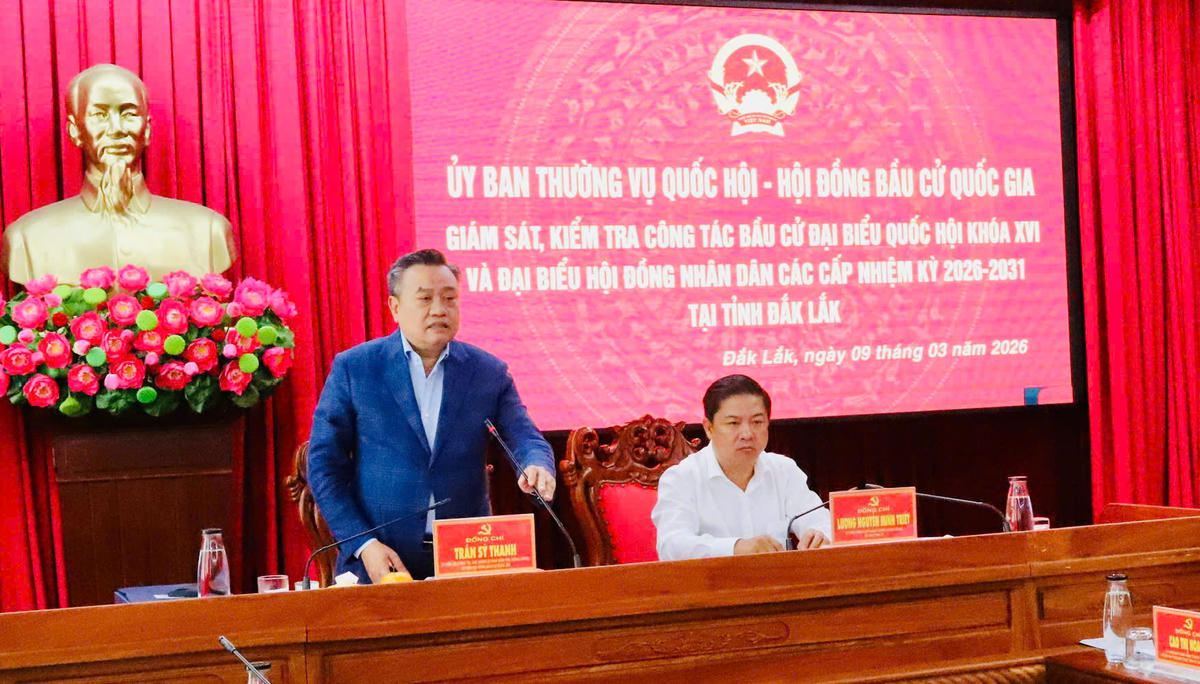 Ông Trần Sỹ Thanh phát biểu. Ảnh: CL.