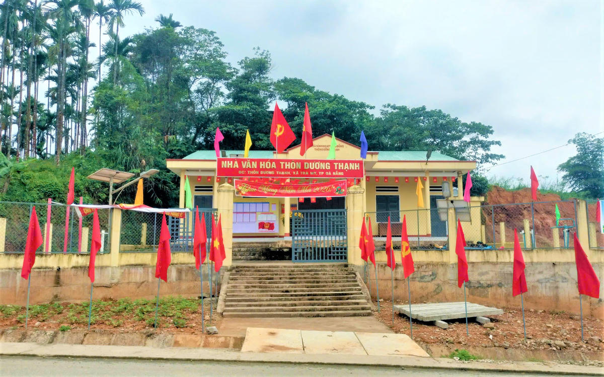 Điểm bầu cử thôn Dương Thạnh, xã Trà My. Ảnh: Tấn Thành.