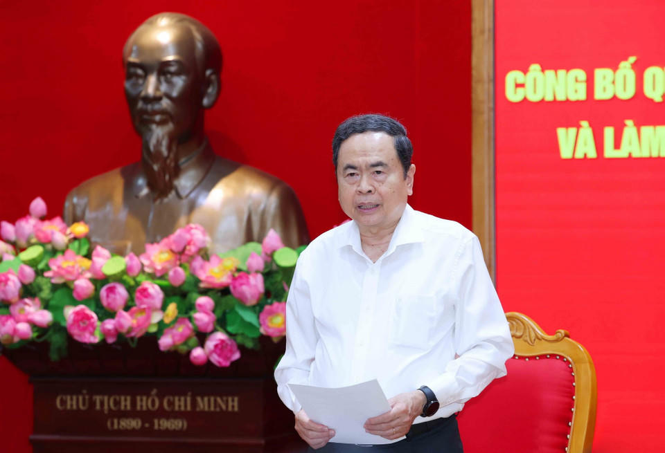 Chủ tịch Quốc hội Trần Thanh Mẫn, Trưởng đoàn kiểm tra, giám sát phát biểu tại hội nghị. (Ảnh: Phương Hoa/TTXVN).