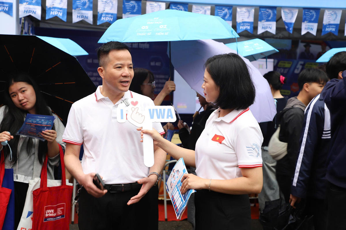 TS Nguyễn Phi Long - Trưởng phòng Đào tạo Học viện Phụ nữ Việt Nam.