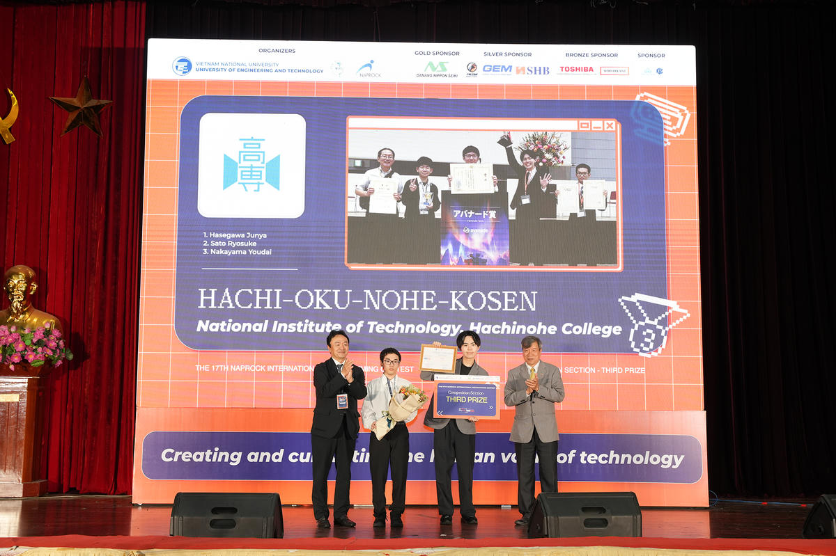 Sinh viên Việt Nam đoạt giải Ba thi Lập trình quốc tế NAPROCK PROCON lần thứ 17