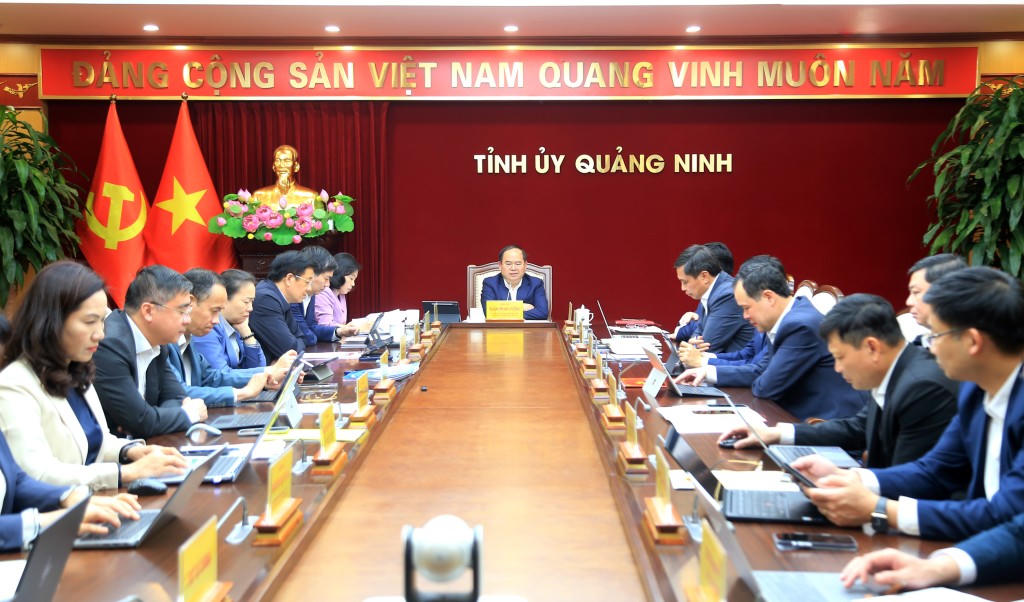 Hội nghị giao ban Thường trực Tỉnh ủy Quảng Ninh, ngày 9/3. Ảnh: QMG