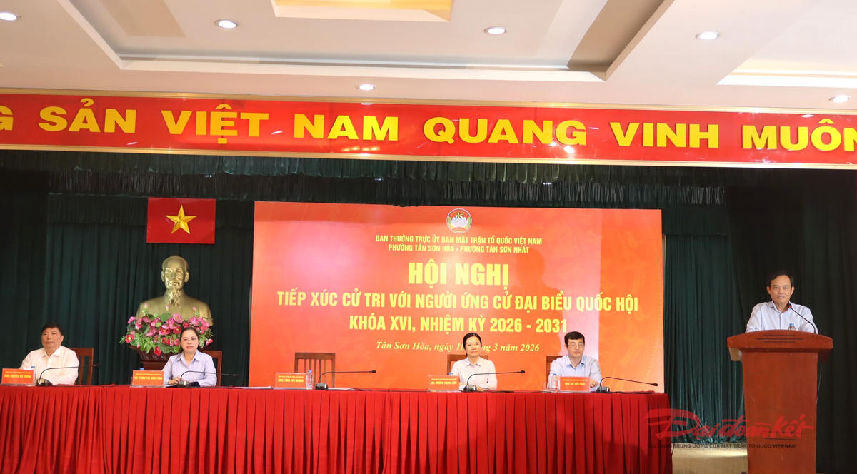Theo Bí thư Thành uỷ TP Hồ Chí Minh, mỗi ngày Văn phòng Thành ủy tiếp nhận khoảng 30–40 đơn thư phản ánh của người dân. Ảnh: Hồng Phúc.