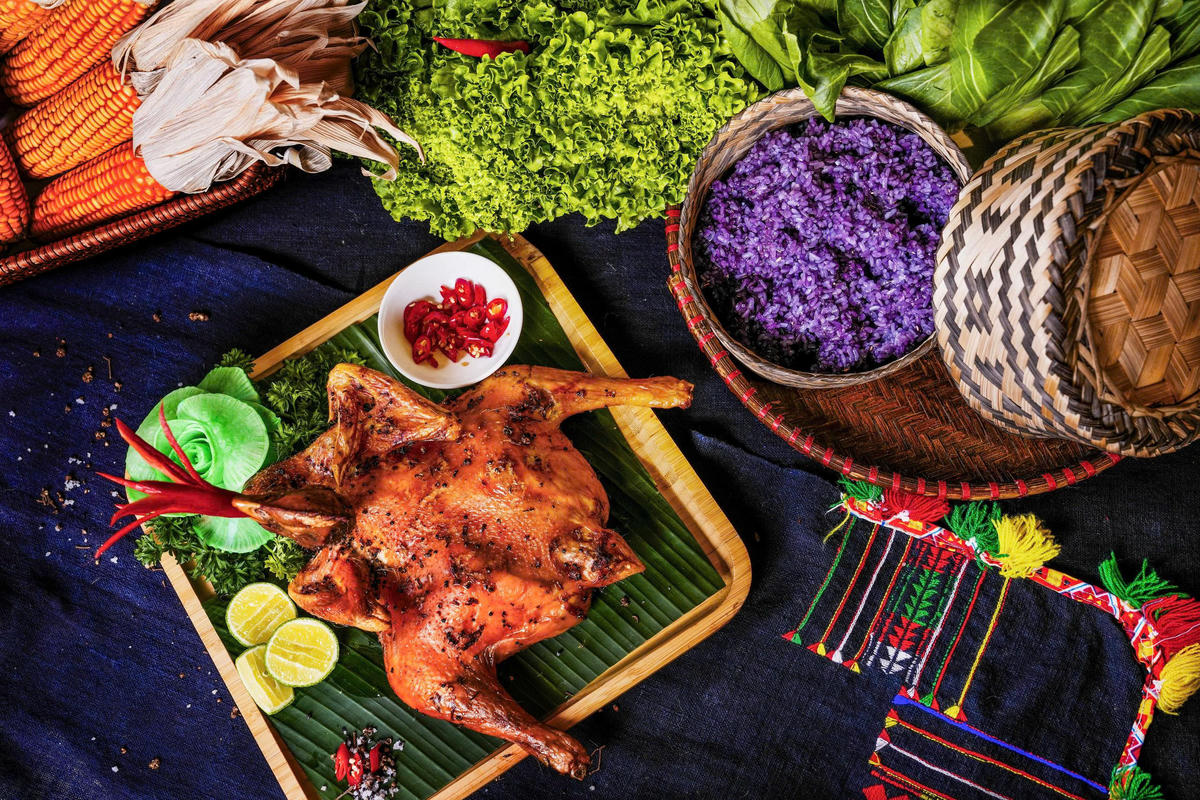 Ẩm thực Tây Bắc là nét đặc sắc không thể thiếu trong Tết Mường Thanh.