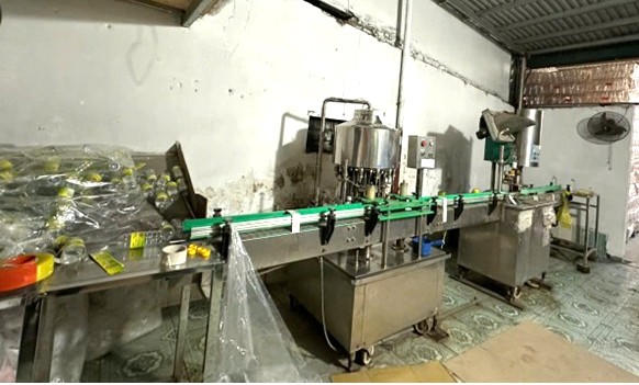 Dây chuyền để sản xuất dấm Hoàng Hải. Ảnh: CANB