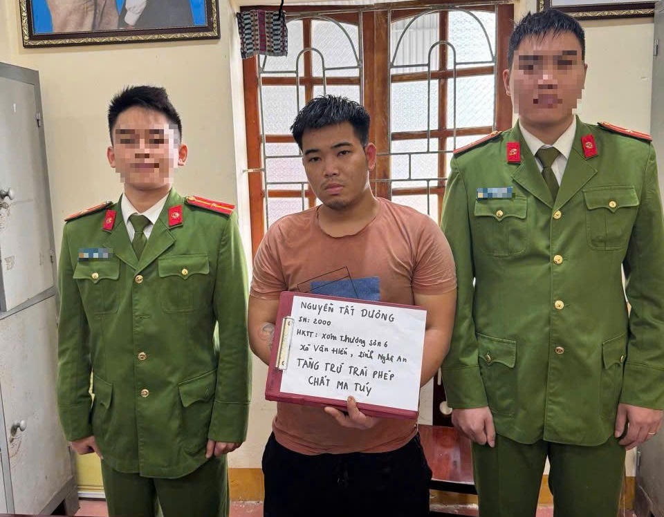 Đối tượng Nguyễn Tất Dương tại cơ quan Công an. Ảnh: Công an tỉnh Nghệ An