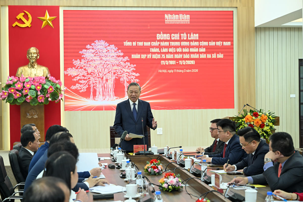 Tổng Bí thư Tô Lâm phát biểu tại cuộc làm việc với Báo Nhân Dân. 