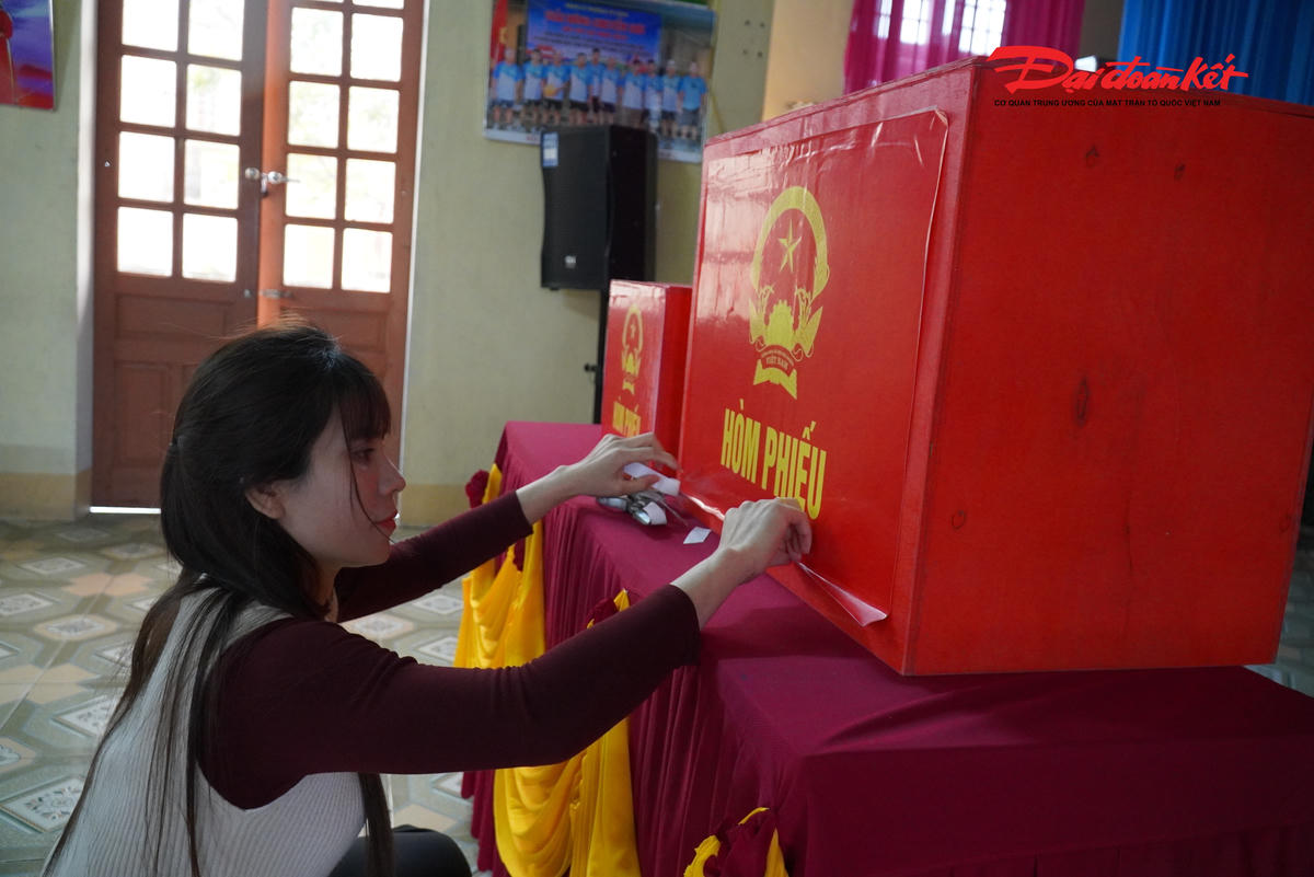 Sự chuẩn bị chu đáo của các lực lượng đang góp phần tạo nên không khí phấn khởi trước ngày hội lớn của toàn dân tại vùng công nghiệp phía Nam Hà Tĩnh.