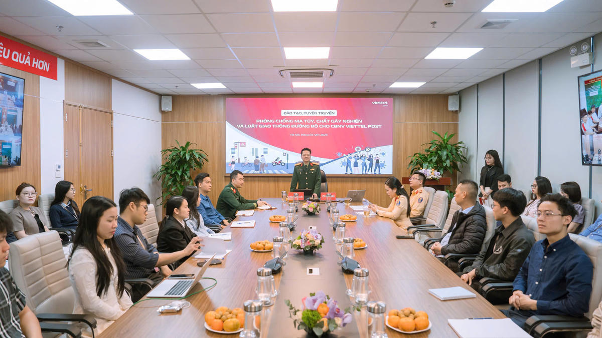 Quang cảnh buổi tuyên truyền.