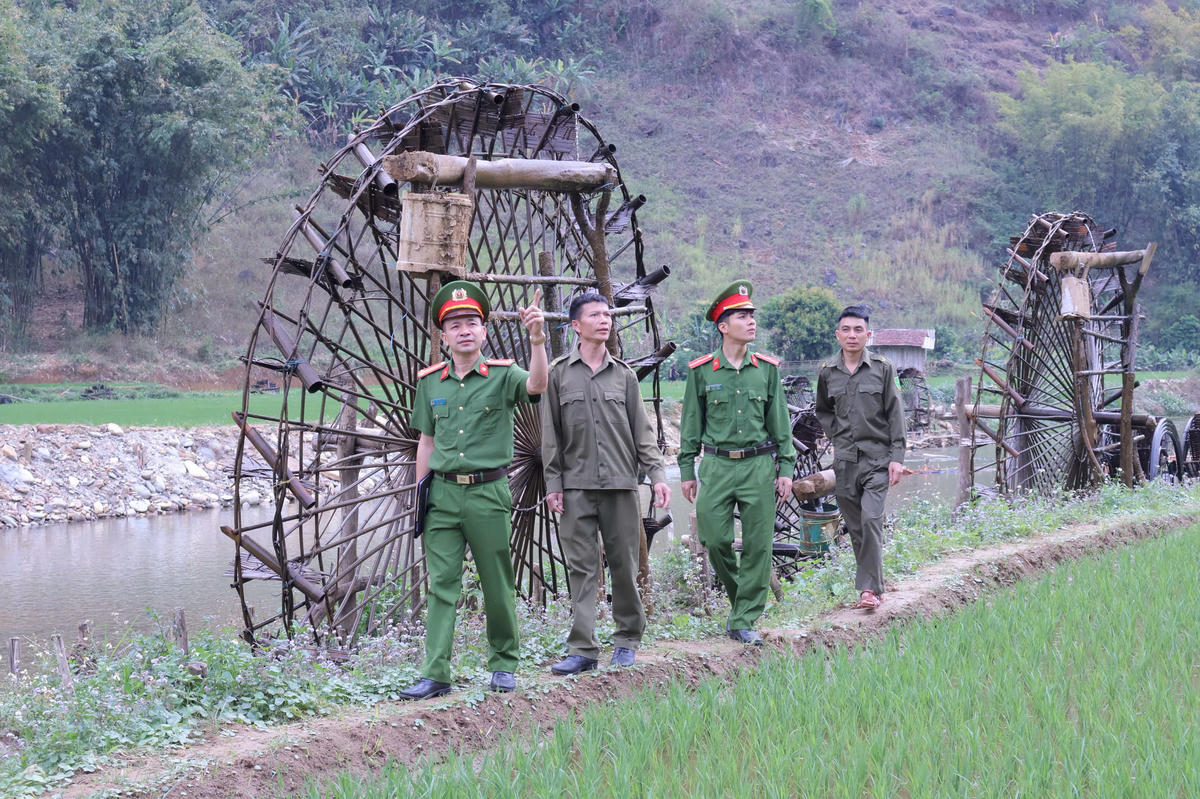 Công an xã Long Hẹ tăng cường công tác đảm bảo ANTT trên địa bàn.