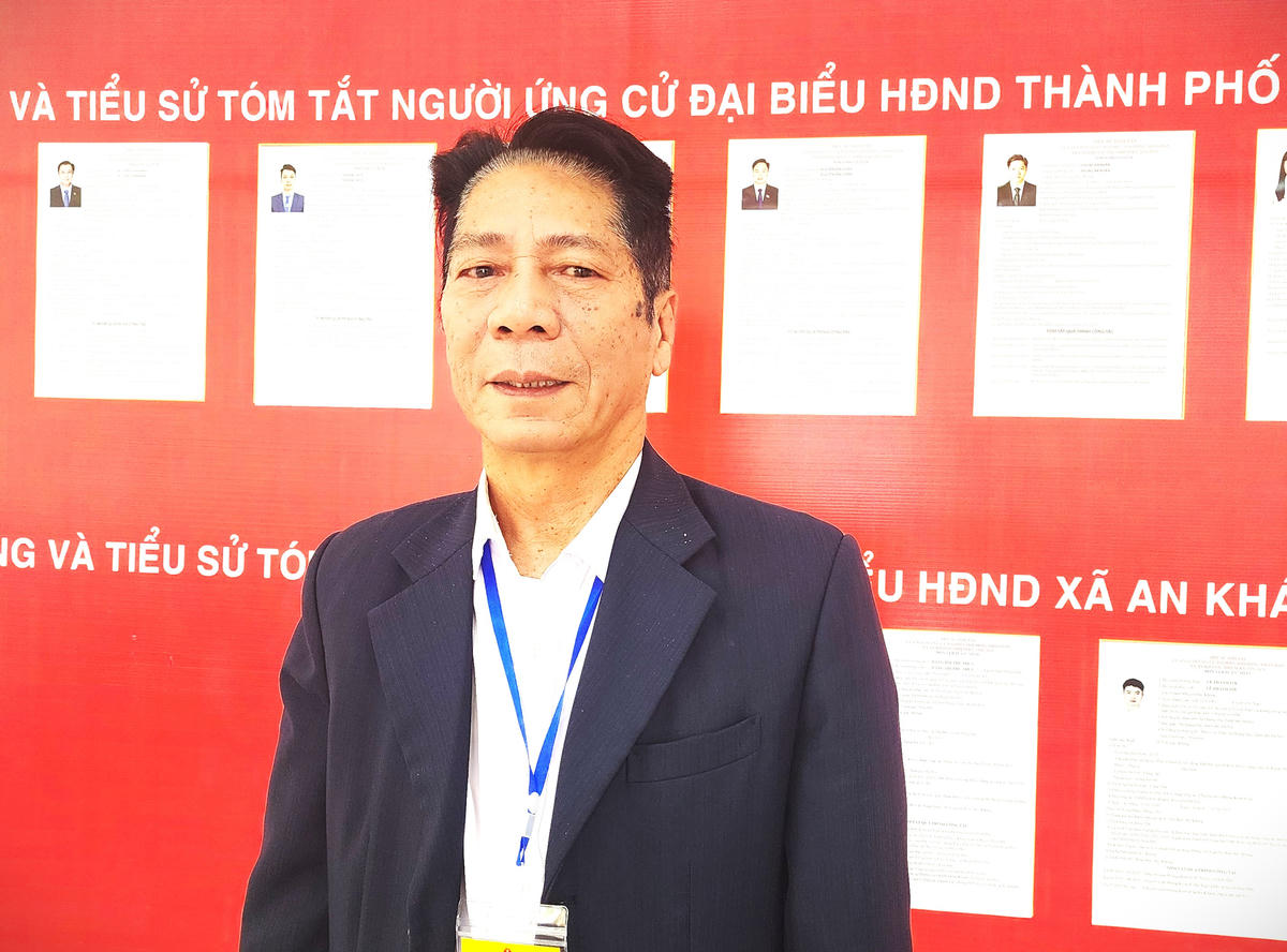 Ông Hoàng Văn Cần, Tổ trưởng Tổ bầu cử số 2, thôn Vân Lũng (xã An Khánh, TP Hà Nội).