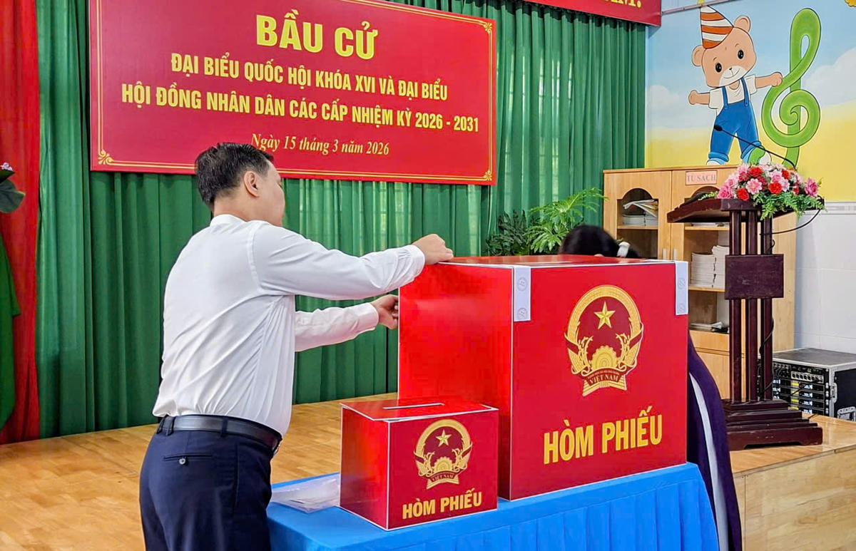 Đồng Nai: Không khí rộn ràng tại khu vực bỏ phiếu phường Trấn Biên