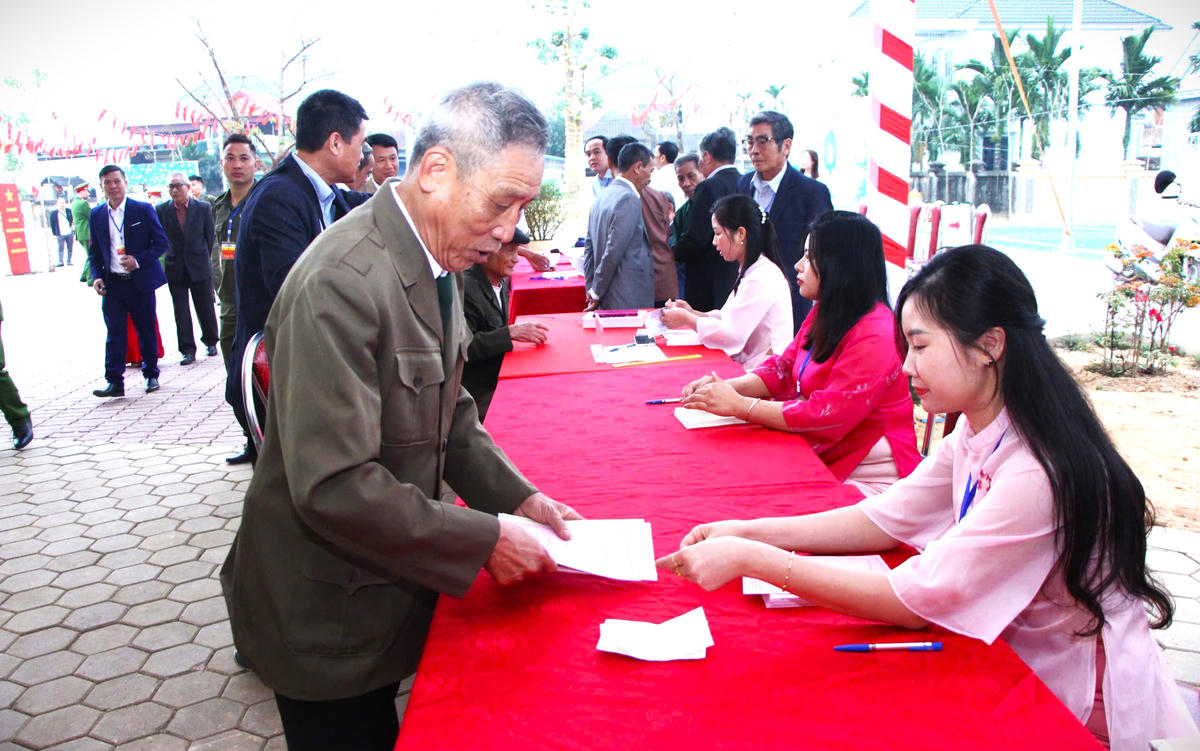 Xã đảo Minh Châu đón ngày hội non sông 