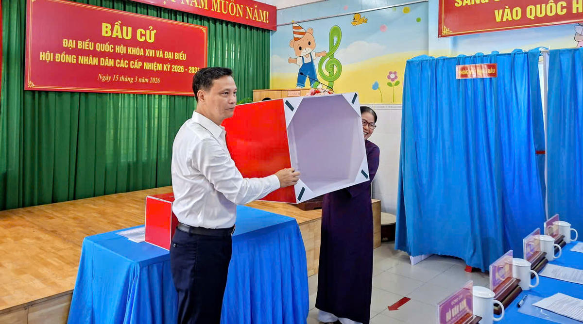 Đồng Nai: Không khí rộn ràng tại khu vực bỏ phiếu phường Trấn Biên