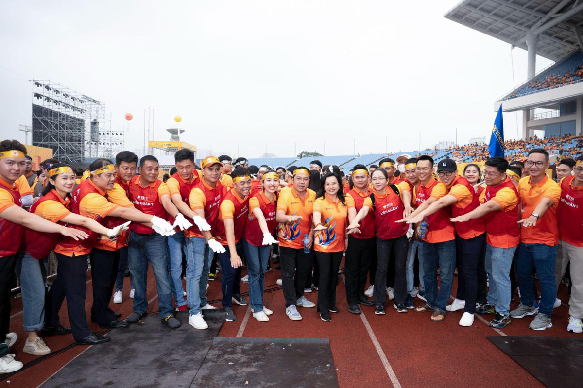 Văn hóa doanh nghiệp trở thành sức mạnh kết nối hàng nghìn CBNV SHB trong hành trình vươn xa.