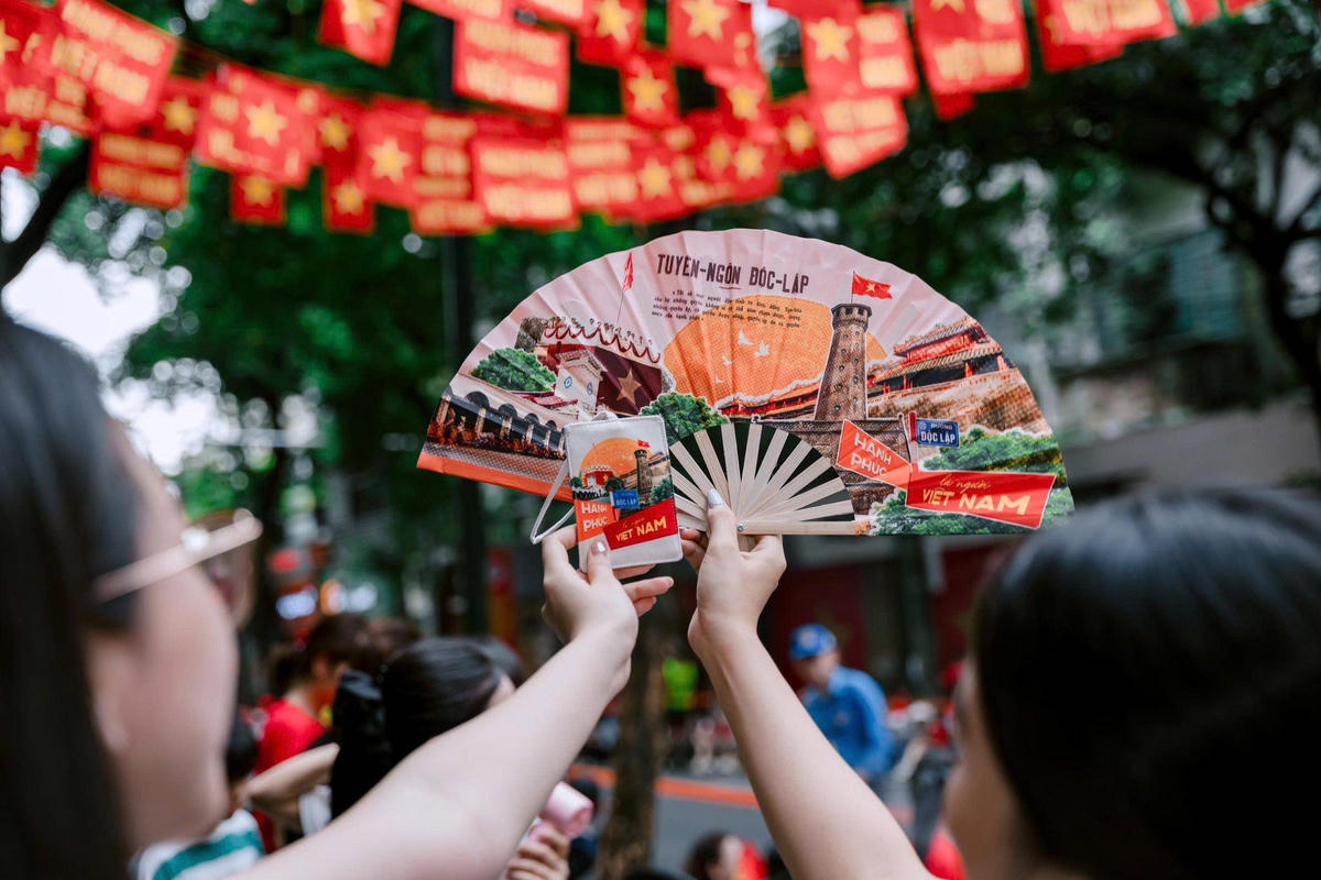 SHB lan tỏa niềm tự hào dân tộc qua chiến dịch “Hạnh phúc là người Việt Nam”.