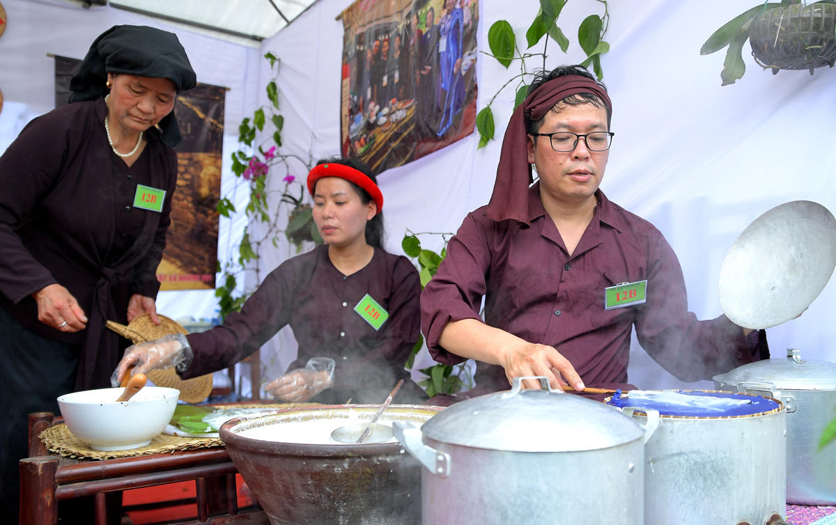 Việc được ghi danh vào Danh mục di sản văn hóa phi vật thể quốc gia không chỉ khẳng định giá trị đặc sắc của làng nghề, mà còn tạo thêm động lực cho công tác bảo tồn và phát huy di sản. Đồng thời, đây cũng là điều kiện thuận lợi để đưa ẩm thực Hà Nội đến gần hơn với công chúng, gắn kết chặt chẽ với phát triển du lịch và kinh tế văn hóa.