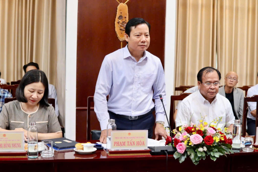Phó Chủ tịch UBND tỉnh Tây Ninh Phạm Tấn Hòa phát biểu tại buổi làm việc. Ảnh: Bộ KHCN.