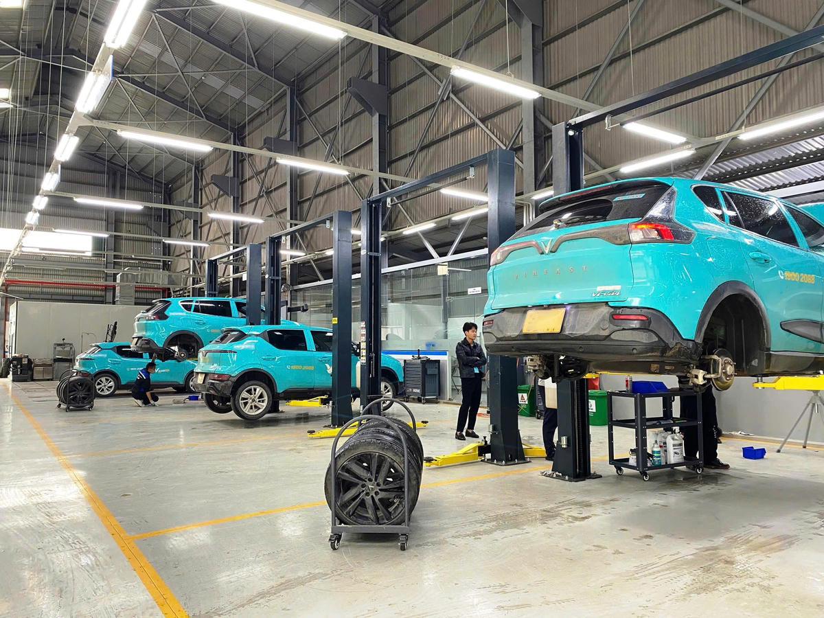 VinFast Minh Anh Ninh Bình triển khai nhiều chính sách hỗ trợ thiết thực, nhằm tạo điều kiện để người dân tiếp cận phương tiện giao thông xanh một cách thuận lợi hơn.